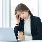 乳がんステージ3・ステージ4の治療中に不安が強くなる理由 ──「治療は進んでいるのに、心がついてこない」と感じたら